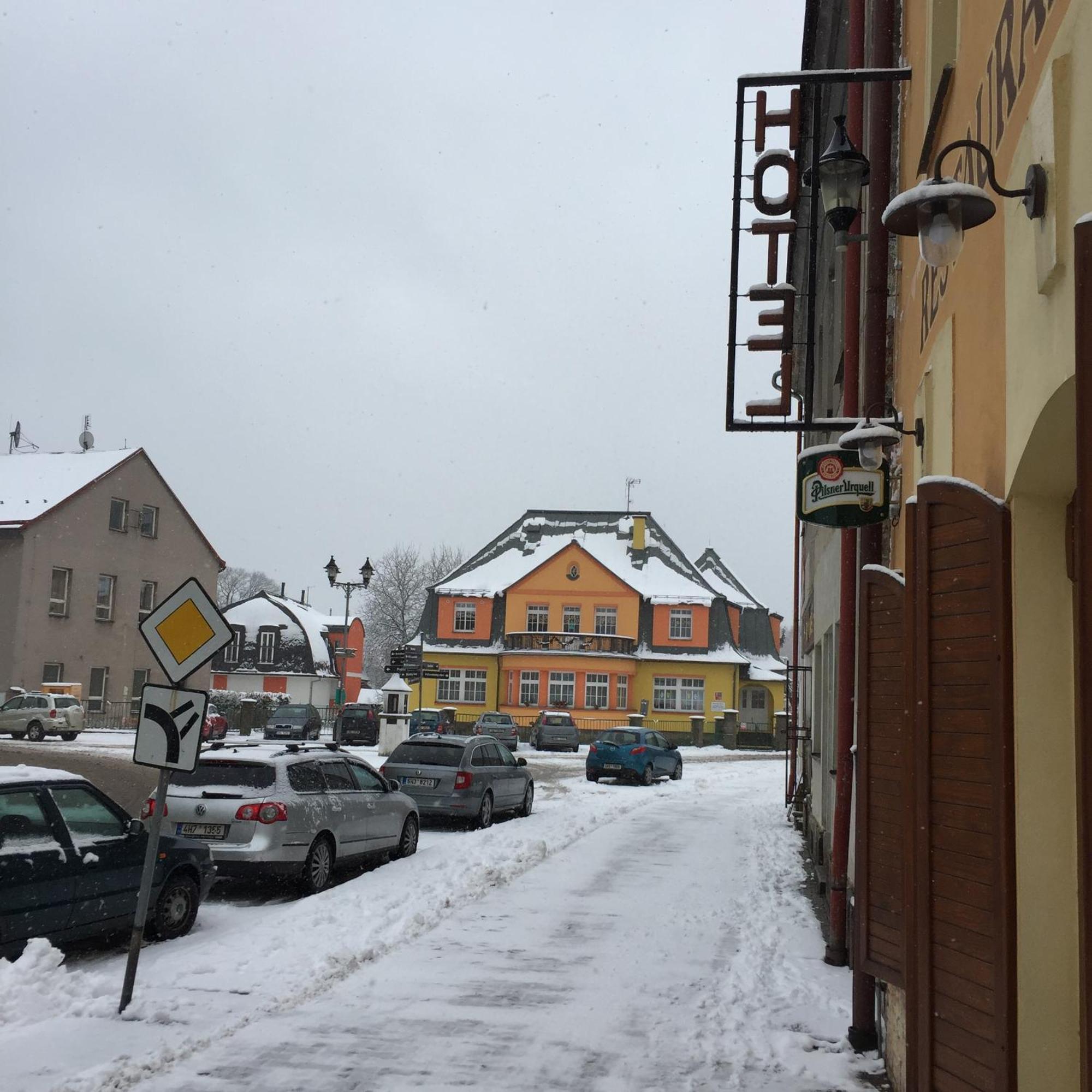 Ski Hotel Svoboda Nad Upou Bagian luar foto