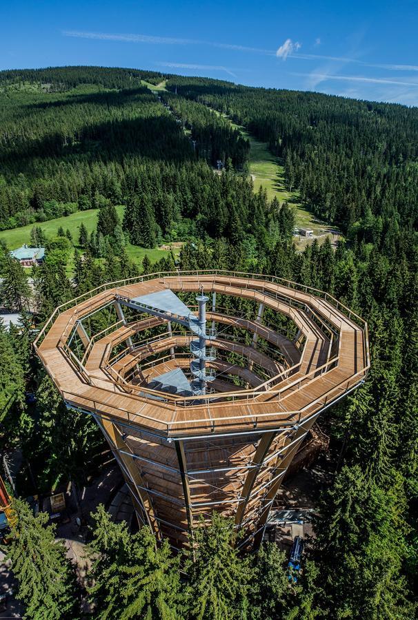 Ski Hotel Svoboda Nad Upou Bagian luar foto